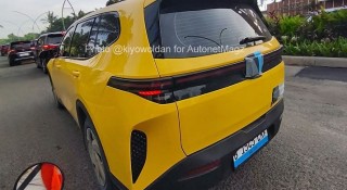 Bàn giao khách Việt chưa lâu, MPV điện VinFast Limo Green đã được bắt gặp chạy thử tại Indonesia